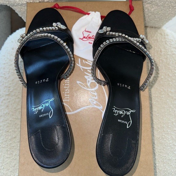 Christian Louboutin simple queenie heels size 39 - Picture 4 of 6